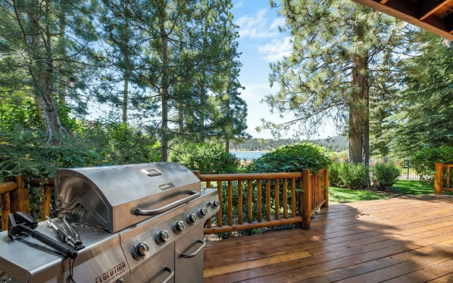 Stillwater Cove Lakefront