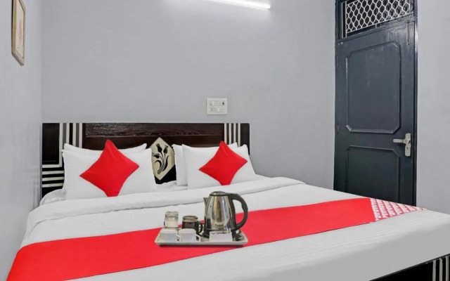 Oyo 92864 Silver Stone