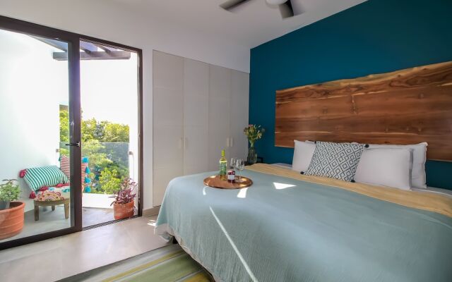 Laylie Tulum - Tropical 3 story condo with Rooftop
