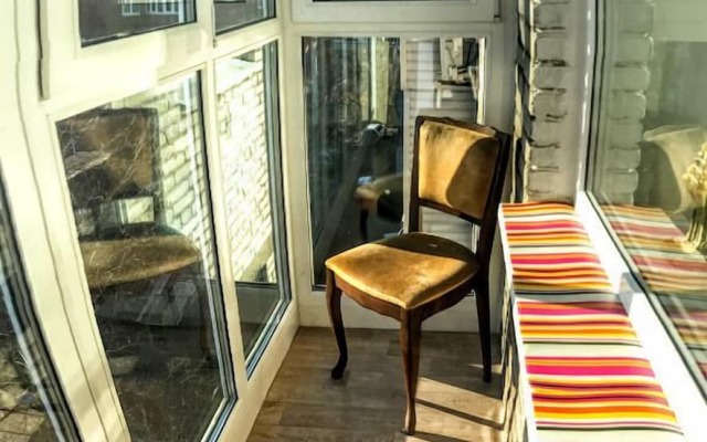 Апартаменты в центре с прекрасным видом на ул. Пологой, 40