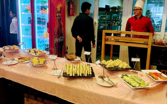 Yatri Suites and Spa
