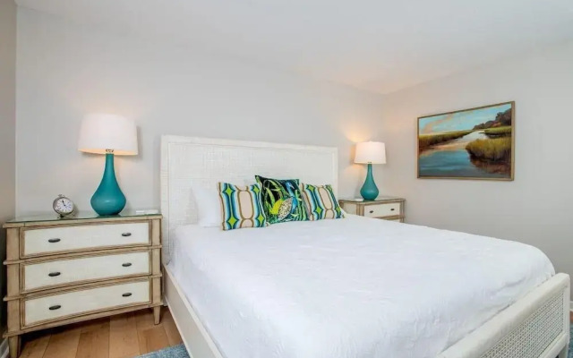 Summer Winds 231-b 3 Bedroom Condo by RedAwning