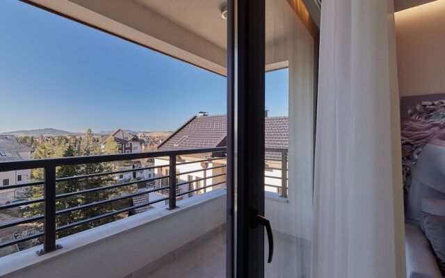 Apartments by Bor