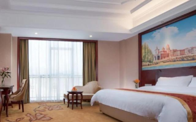 Vienna International Hotel (Shenzhen Cooperation Zone)