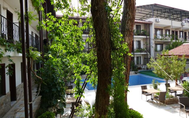 Koray Hotel