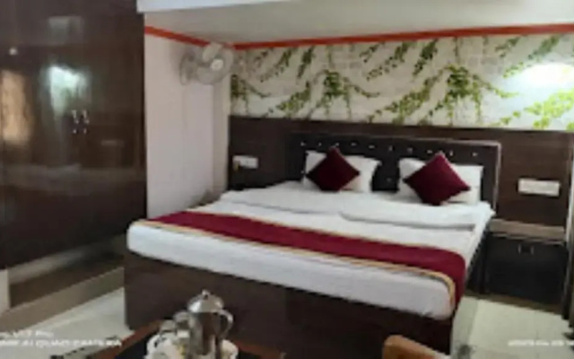 Hotel Amit Lodge, Bihta
