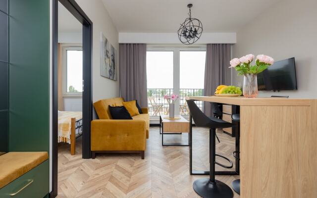 Home Factory Estate Kotsisa by Renters
