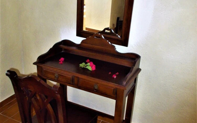 Loukas Kontos Traditional House