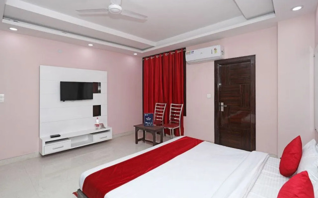 OYO 10559 Pitampura