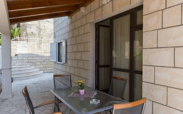 Apartments Kisic - Two-bedroom Apartment With Terrace