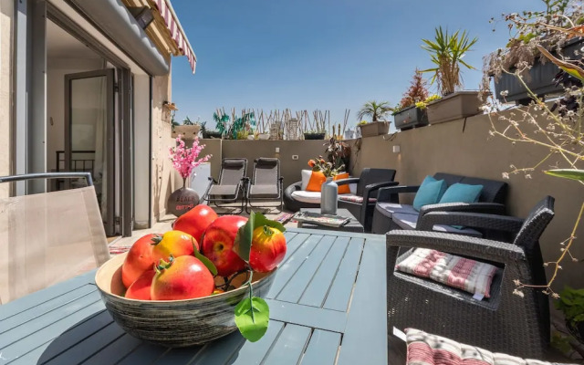 Magical Terrace Best Location in TLV 2BR
