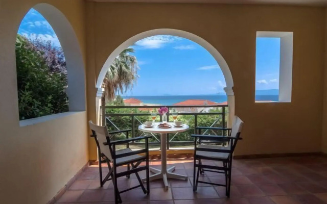 Mounda Beach Hotel