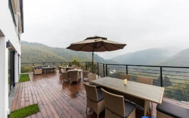 Xizhu Yunjian Hot Spring Villa