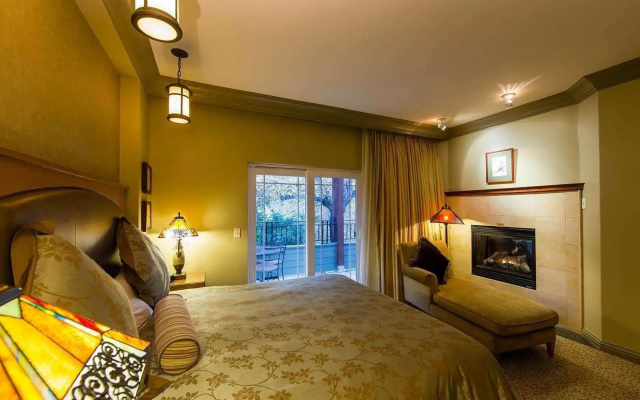Avila Village Inn