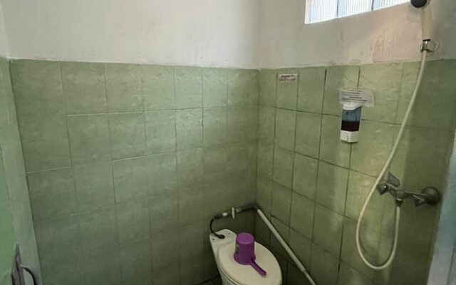 Capital O 93262 Hotel Cherish 2