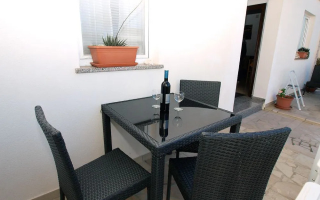 Apartment Mila 395