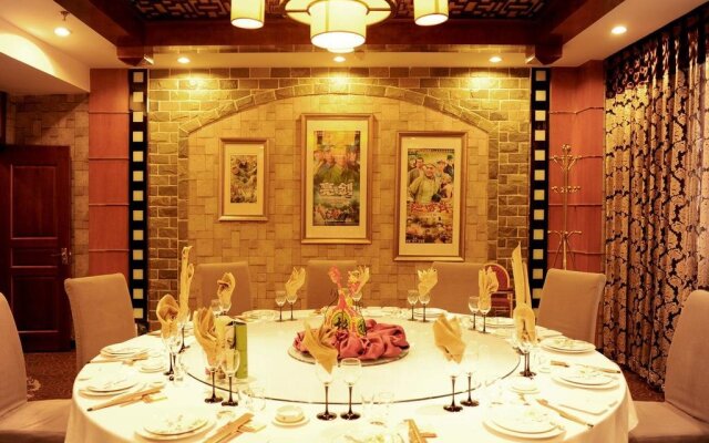 Jining Media Boutique Hotel