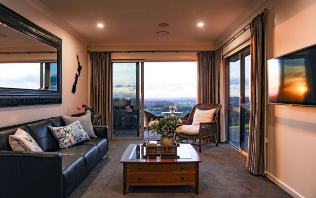 Quail Lodge