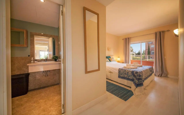 B02 - Fantastic Apartment with Pool