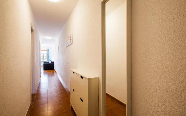 Apartment Avenida de Los Pueblos 16