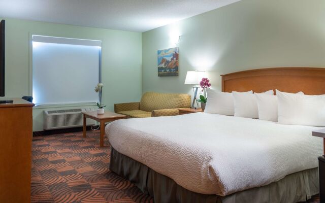 Service Plus Inns and Suites Calgary