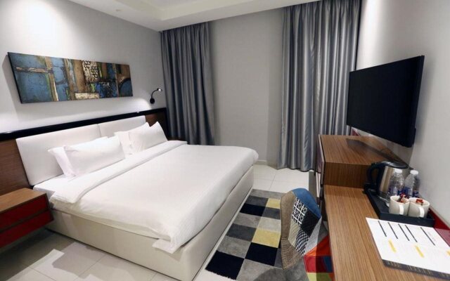 The Ray Hotel & Studios