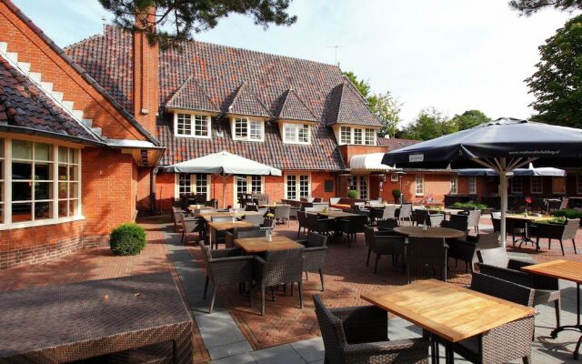 Tidy chalet with garden and WiFi, close to Park De Veluwe