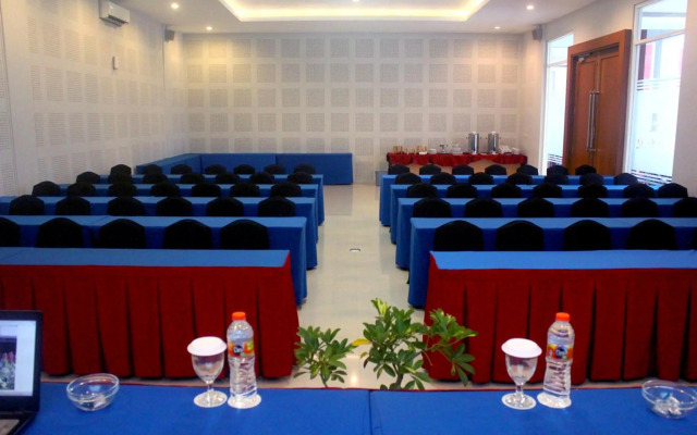 Prima Sr Hotel & Convention