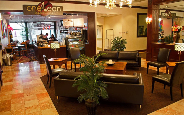 Clarion Hotel & Suites University - Shippensburg