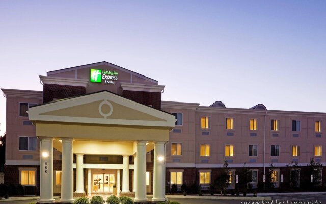Holiday Inn Express Hotel & Suites Southern Pines, an IHG Hotel
