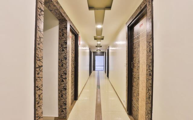 OYO 11450 Hotel Balaji