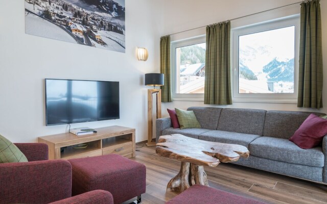 Spacious Apartment in Werfenweng near Lake
