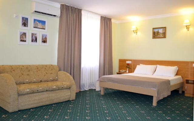 Славянская