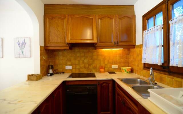 Casas Mas D'En Gou
