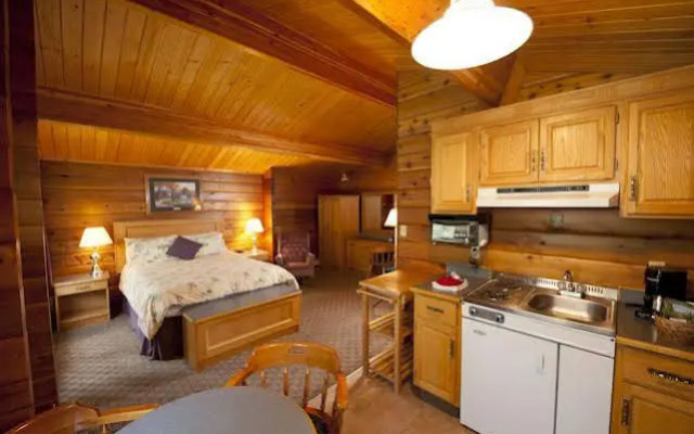 Jasper House Bungalows