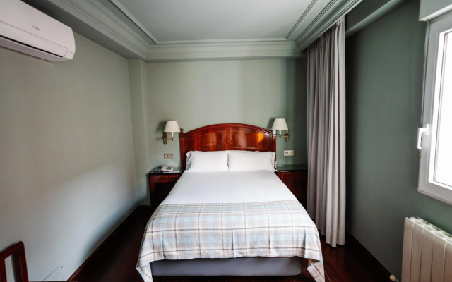 Hotel Rice Reyes Católicos - Image 7
