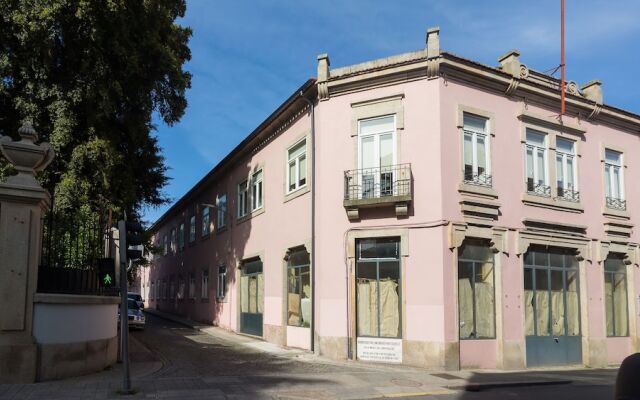 Oporto Near Palace