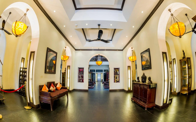 Treasure Oasis Hotel