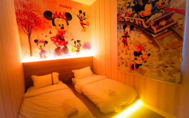 Legoland D'Pristine Themed Apartment by TGP