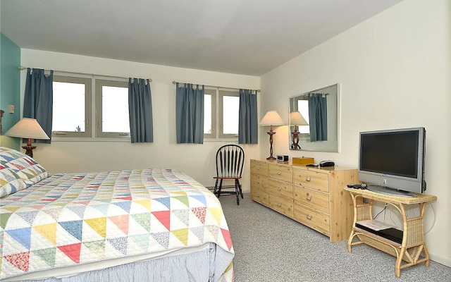 Mariners Court 223 by Long & Foster