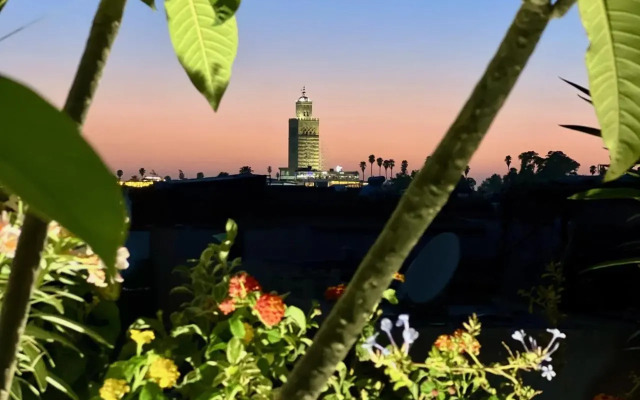 Riad Lakouas- Cannelle Room