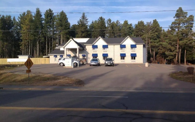 Thunder Bay Inn