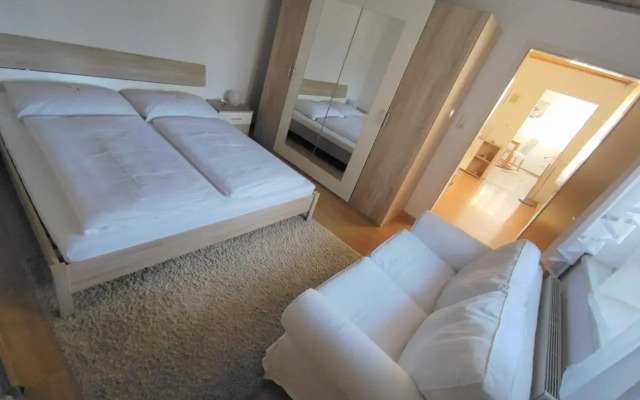 Appartement/ferienhaus Sonnenhain