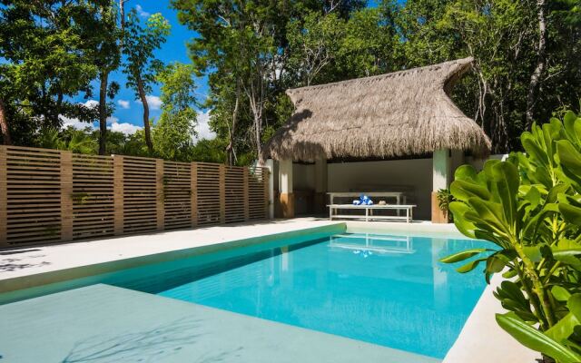 Atthakan 3 bedroom apartment sleeps 10