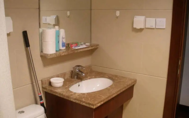 Regents Park Apartment – Bathroom – Shanghai