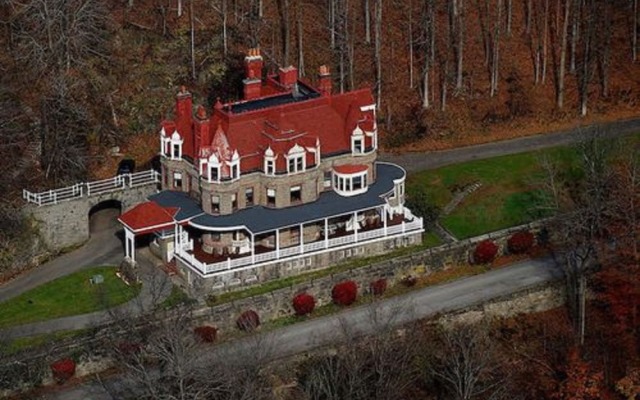 D.H.Burrell Overlook Mansion