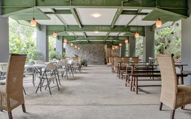 OYO 196 Horizone Residence