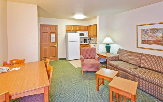 Staybridge Suites Chicago - Glenview by IHG