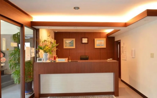 Business Hotel Sakigake Honkan