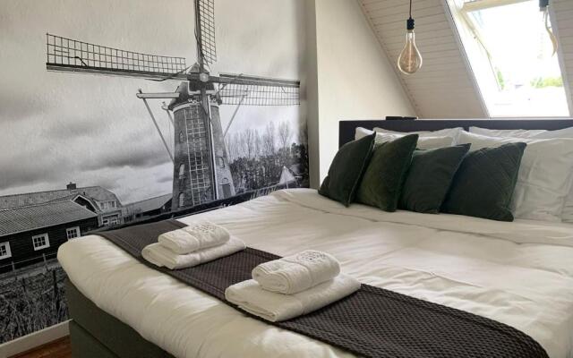 Bed and Breakfast Goes